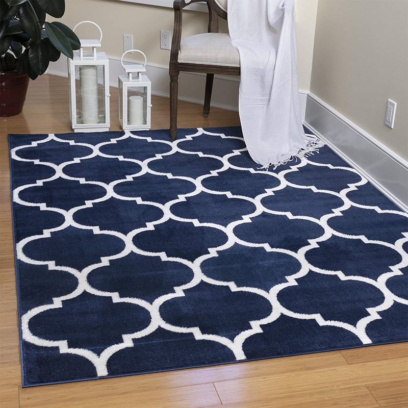 Ottomanson Royal Collection Design Trellis Area Rug in Navy $46.54