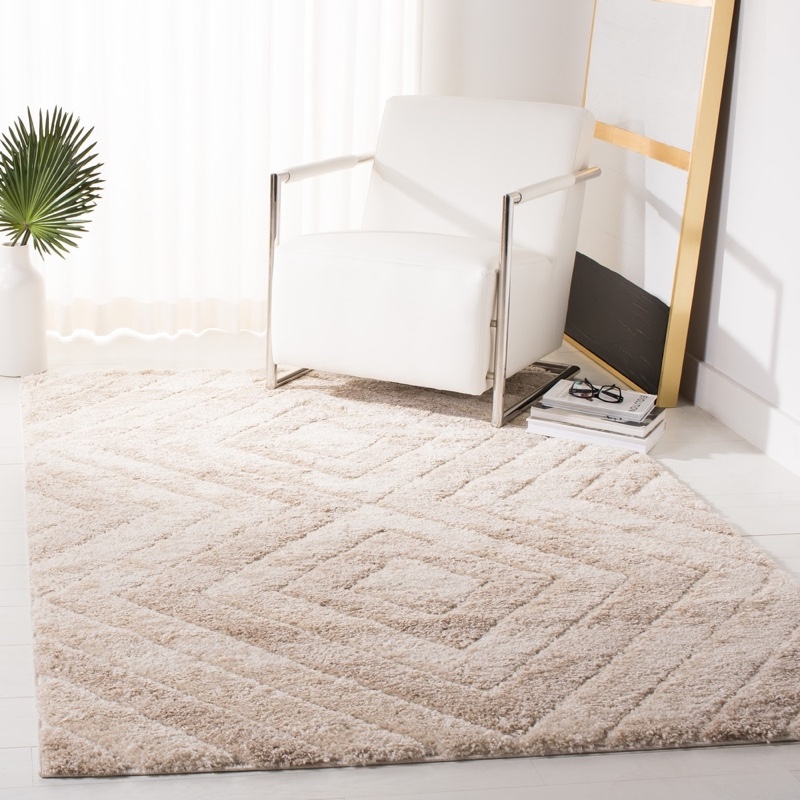 Safavieh Memphis Shag Leftera Rug in Beige $104.99