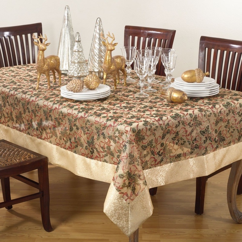 Saro Lifestyle Printed Christmas Tablecloth $54.99